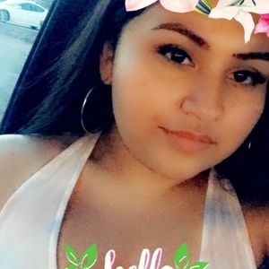 Meet your Posher, Jazmin